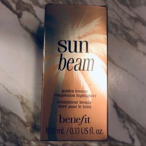 NWT benefit Sun beam liquid highlighter
